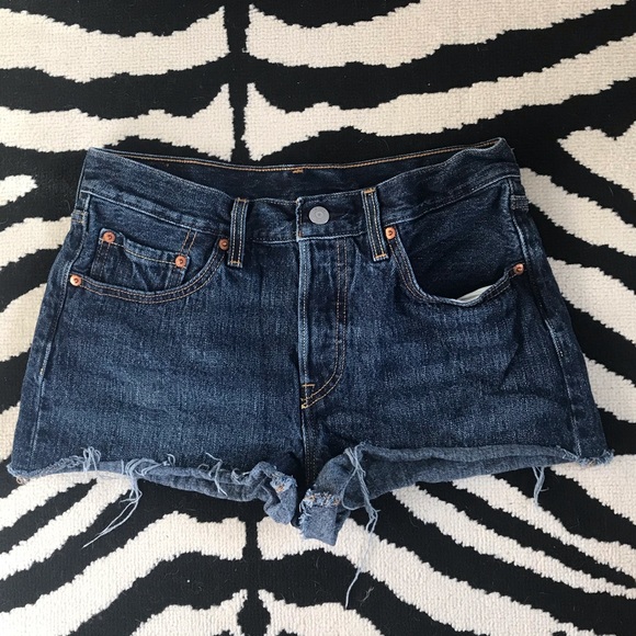 Levi’s High Rise Cutoff Jean Shorts Size 27 - Picture 2 of 7